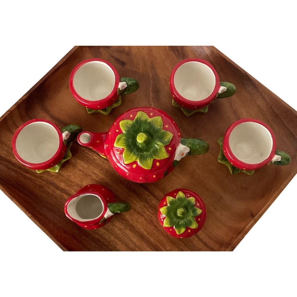 Strawberry Tea Set Ceramic Hand Painted Pot Cups Saucers Kitsch Cottagecore - Picture 2 of 14